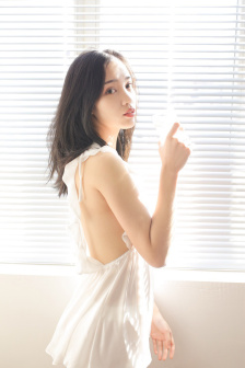 尼坤宋茜starking